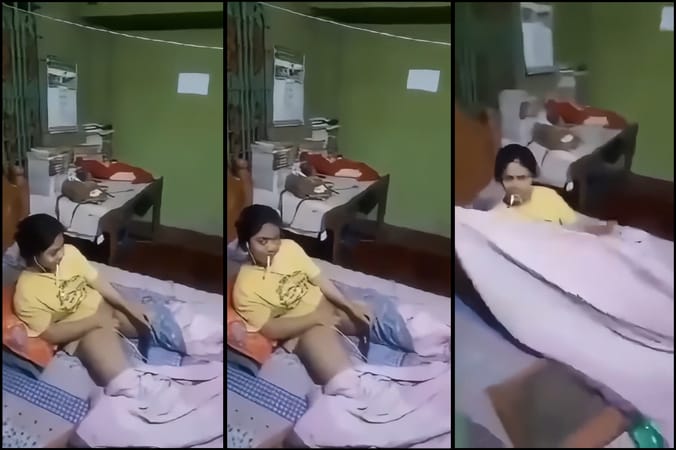 Phát hiện con em họ đang thủ dâm call sết xấu hổ phát rồ trốn cụ vào chăn quả này còn mặt mũi nào nhìn nhau nữa
